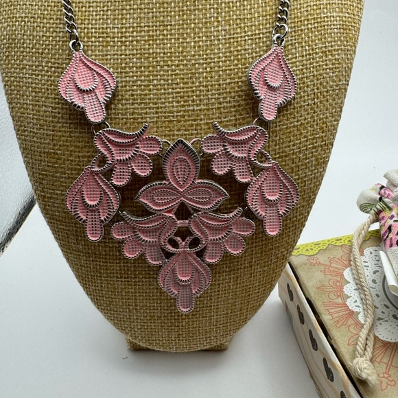 Retired PreOwned Plunder “Sue” Statement Necklace Soft Pink 18”-21” Box and Bag - Picture 3 of 16